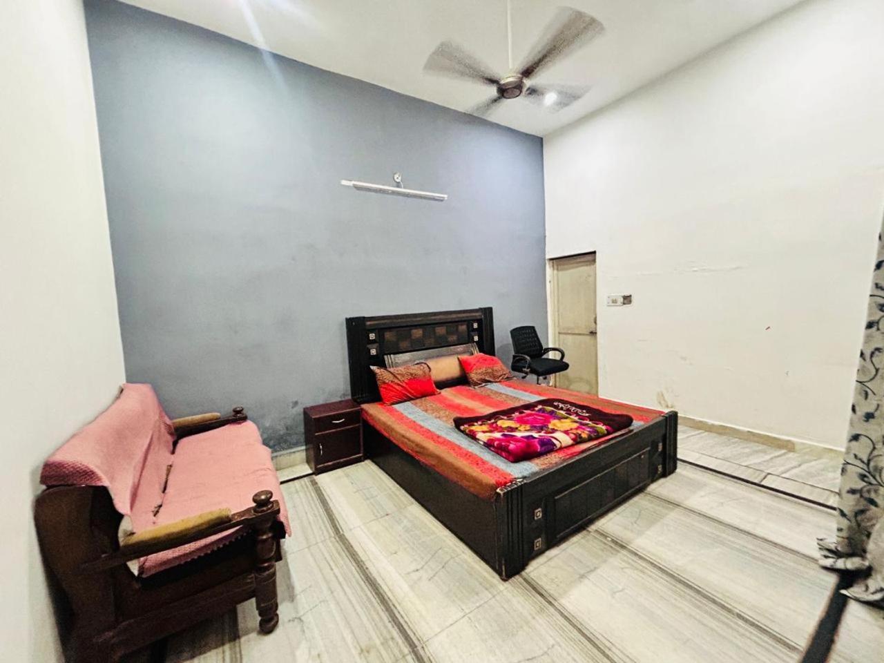Agrawal Inn Guest House 마투라 외부 사진