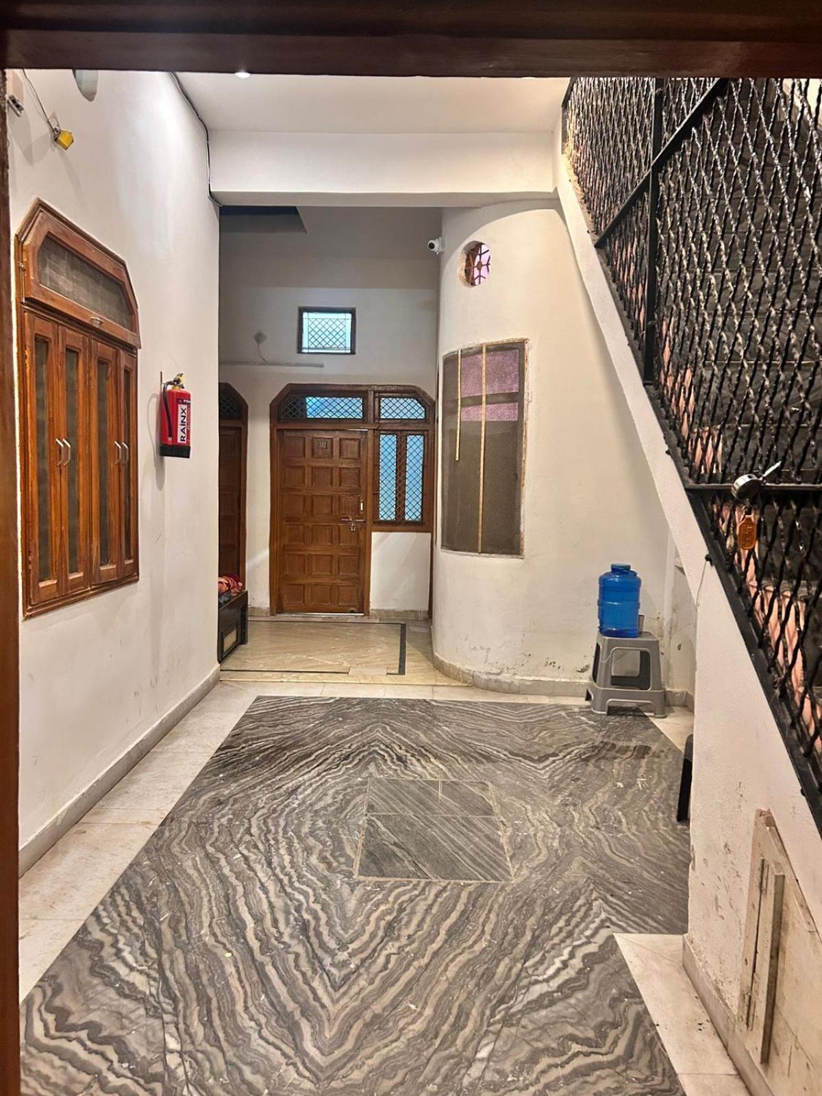 Agrawal Inn Guest House 마투라 외부 사진