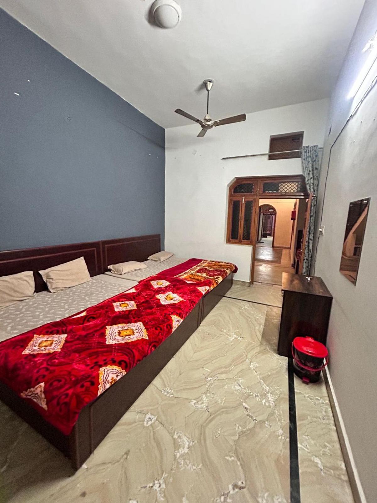 Agrawal Inn Guest House 마투라 외부 사진
